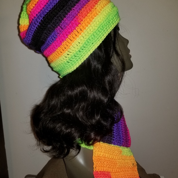 Hat and scarf set - Picture 5 of 15